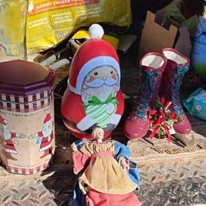 Holiday Decor & Music 🎶 Box(Winter Wonderland)